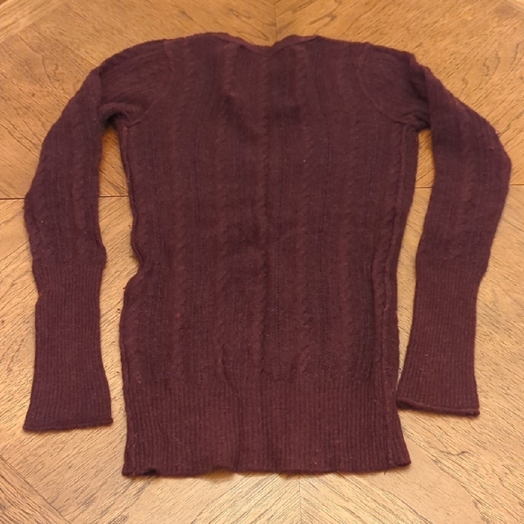 Y2K Women's Abercrombie & Fitch Burgundy Knit Cable V-neck Sweater - Picture 8 of 11